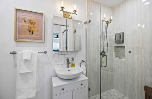 Private 3BR Home - Hot Tub, Yard, Arcade & Parking - Foto 64