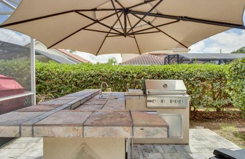 Lanai and Pool Spacious Villa Near Disney! - Foto 40