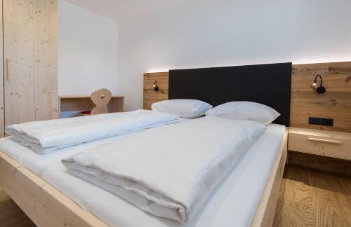 MESNERHOF CHALET - Ruhe, Rückzug & Südtiroler Charme mit kostenlosem Parken in der Tiefgarage - Photo 28