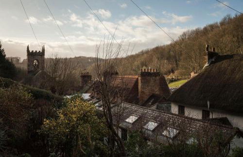 Three Little Pigs Luxury Cottage - Photo 24