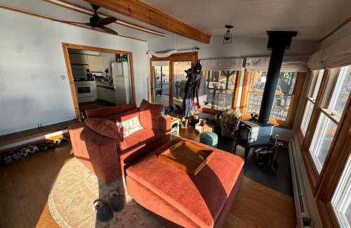 Cozy Lakefront Cottage - Foto 26