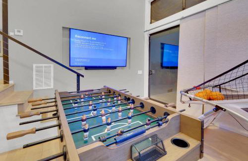 New! Luxury 5BR, W/Arcade, Sauna, Views, Fire Pit! - Foto 35