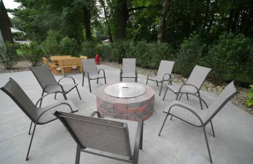 The Red Haven at Conneaut Lake - Foto 12