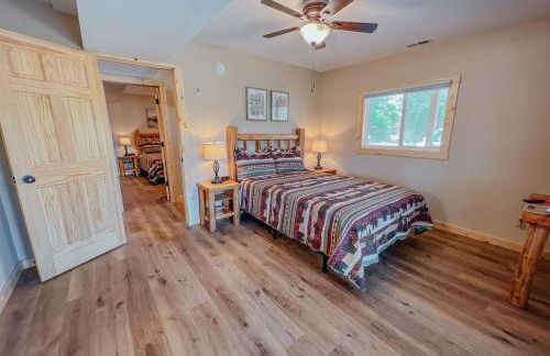 The Lodge at Hocking Hills - 2 Hot Tubs - 6 acres - Lake access - Photo 55