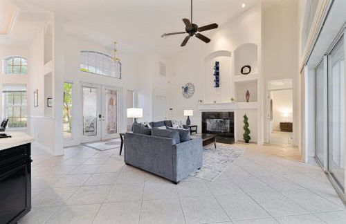 Waterfront Bliss Retreat Sailboat Access and Heated Pool - Foto 10