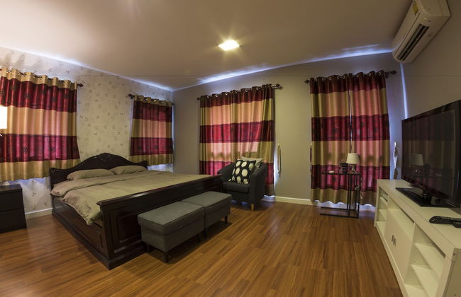 Maximum Land & House with WiFi - Photo 16