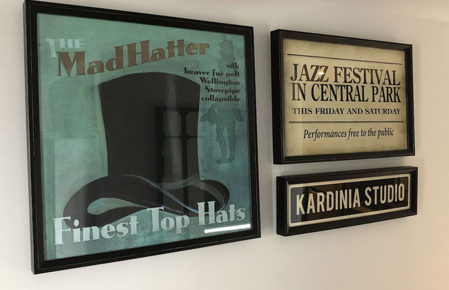 Timber Door Luxury Accommodation Geelong - Photo 7