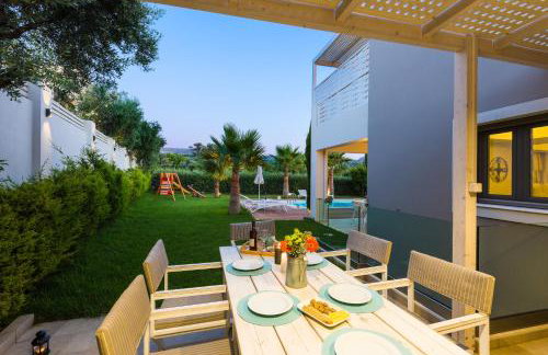 Aria Villas - Private Pool, Playground, Ping Pong & Close to Beach, By ThinkVilla - Foto 57