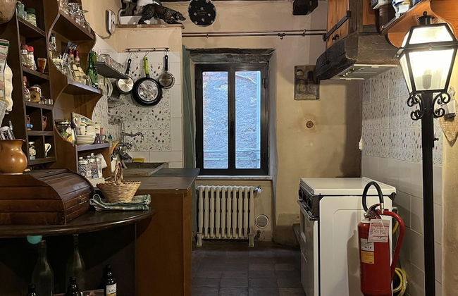 Preta Nera Andersen in Giuliano di Roma - Foto 28