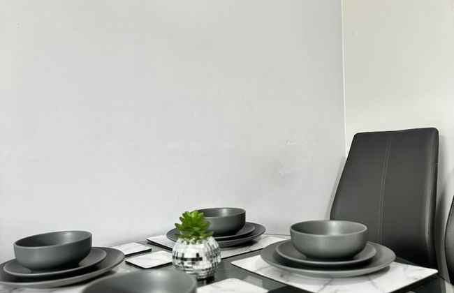 2br-sleeps4-citycentre-parking-rooftop - Foto 28