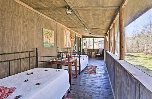 Serene Cabins with Decks and 8 Acres on Kiamichi River - Foto 23