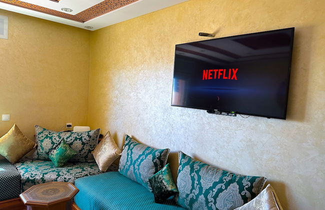 Luxurious Scandinavian-style pool & play - Photo 14