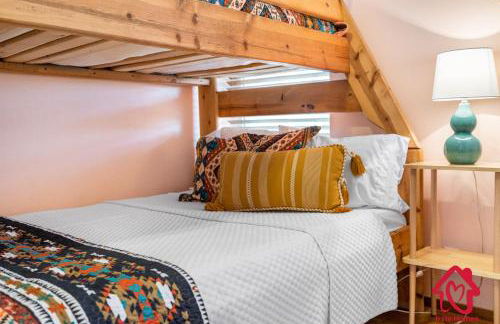 Sandia Sunsets- 8 minutes to Balloon Fiesta Park - Foto 37