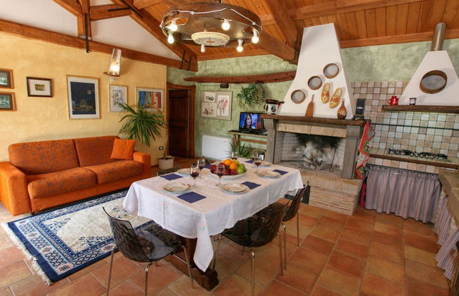 Large Holiday Home in Cagli With Pool - Foto 33