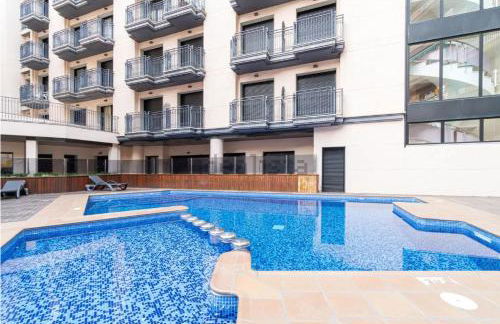 Casa Tita - Exclusivo Apartamento con Gran Terraza y Vistas a la Piscina en Lloret de Mar - Foto 4