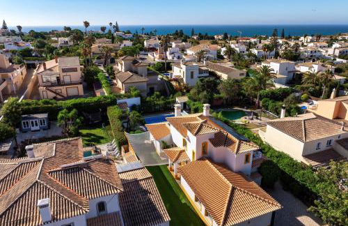 Vila Rolas - Beautiful 5 bed villa with pool and aircon 3 min to Luz beach - Foto 37