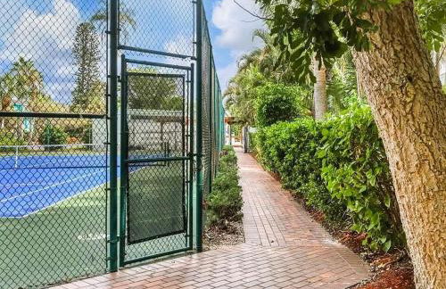 Sun Plaza West Unit 110 - Foto 43