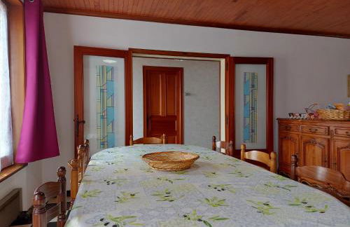 Maison spacieuse avec jardin, BBQ, table de ping-pong, proche commerces, pour 9 personnes et bébés - FR-1-581-96 - Foto 13