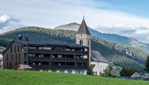 Mountain Lodge Margit - Foto 1, Garden, Garden view, wardrobe, minibar