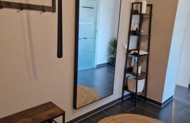 Moderne Wohnung mit Parkplatz und Kaffeevollautomat - Foto 20