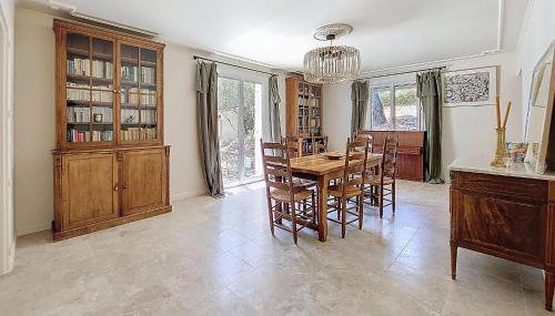 Amazing Home In Aramon - Foto 5