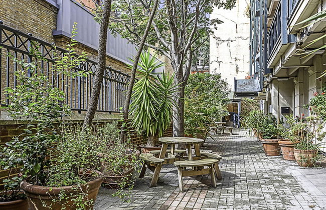 Serene Escape in Covent Garden - Photo 15