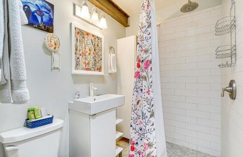 Vibrant Casa Paloma with Patio - Near Vineyards! - Foto 15