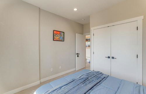 Sleek Ferndale Home with Ocean and Mountain Views! - Photo 14