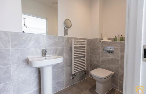 Outstanding 5 Bedroom Townhouse, Canal Views By Valore Property Services - Foto 26