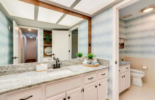 Lakefront Home with Private Dock in Grove - Foto 23