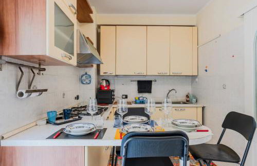 GuestHost - La Spezia Proffiano District Roomy Flat - Photo 5