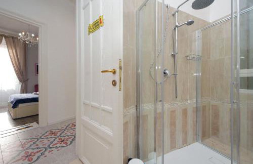 Interno 5 elegante residenza per 10 pax vicina a Colosseo e Santa Maria Maggiore - Foto 30