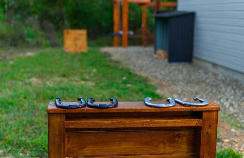 Under the Stars - Secluded, Hot Tub, Firepit, Games - Foto 38