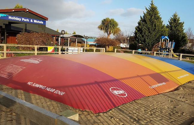 Te Anau Top 10 Holiday Park - Photo 67