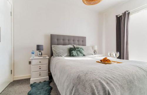 Stunning Ground Floor Hartlepool Marina Apartment - Photo 20