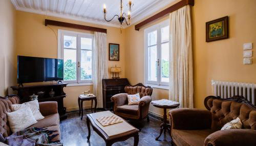 Elegant Private Residence in the Heart of the City 200m from the Beach - Photo 5