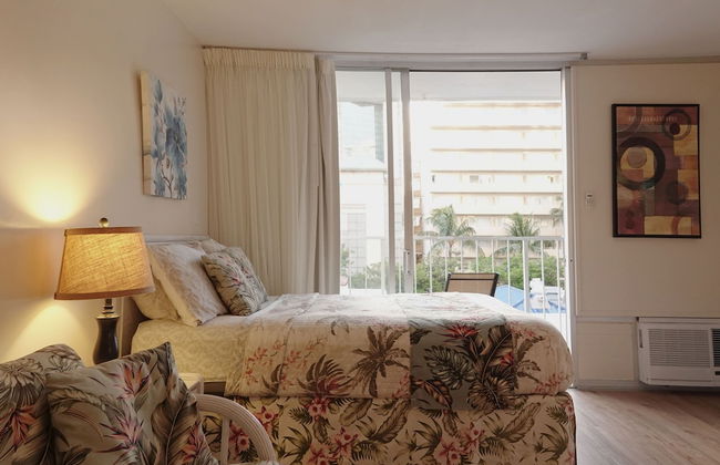 Tropical Studios at Marine Surf Waikiki - Photo 10