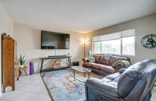 Close to Golf Sun City Escape with Furnished Porch! - Foto 4