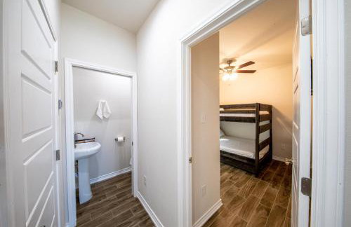 Experience Lake Solace - Photo 18