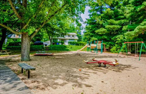 2nd Base - Main Home - Foto 21