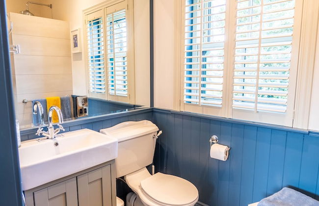 Luxury Castle Lodge - Photo 11