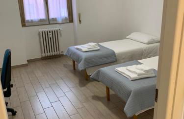 At Mollys metro A LucioSestio - Foto 16