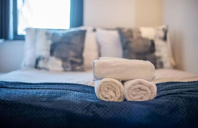 2br-sleeps6-wifi-smarttv-o2academy-ws87 - Foto 4