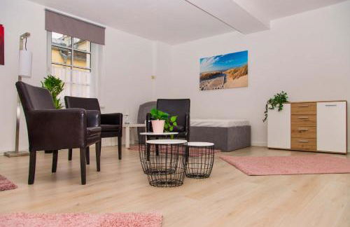 Loftartiges Appartment in Magdeburg, 2 Schlafzimmer, Küche und Bad - B - Foto 10