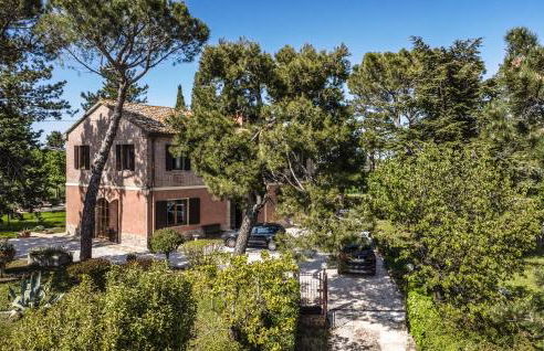 Cozy Home In Cappone Di Vallefoglia - Foto 23