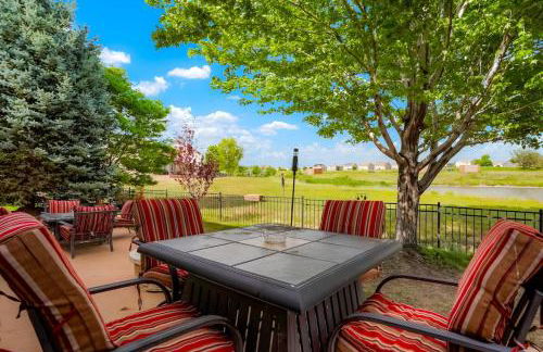 Denver Retreat Home with Stunning Lake, Mountain Views and Luxury Amenities - Foto 52