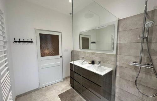 Bastide avec Piscine et Spa, vue Ste Victoire - Foto 27