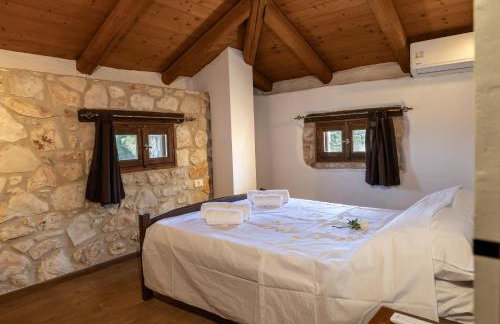 Vardiola Houses, close to Agios Sostis Beach, by ZanteWize - Foto 61