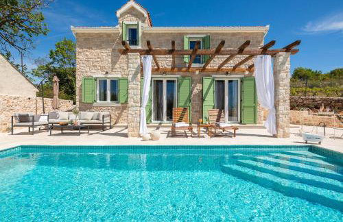 Villa Cavalleria Rusticana with heated pool and vineyard - Photo 19