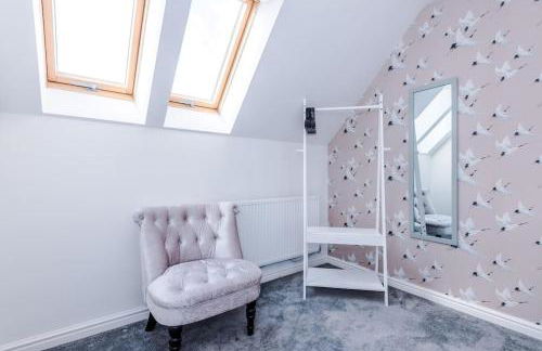 Lovely three bed home Manchester - Foto 47